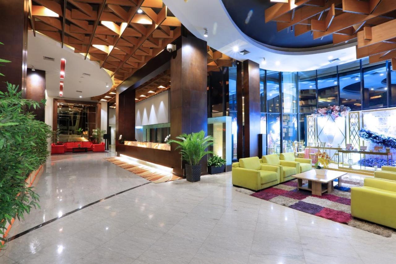 Aston Palembang Hotel & Conference Centre Exterior photo