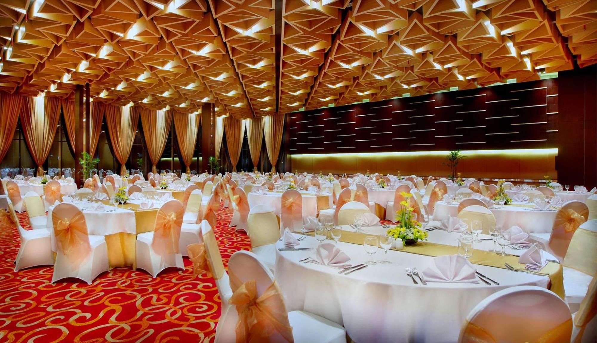 Aston Palembang Hotel & Conference Centre Exterior photo