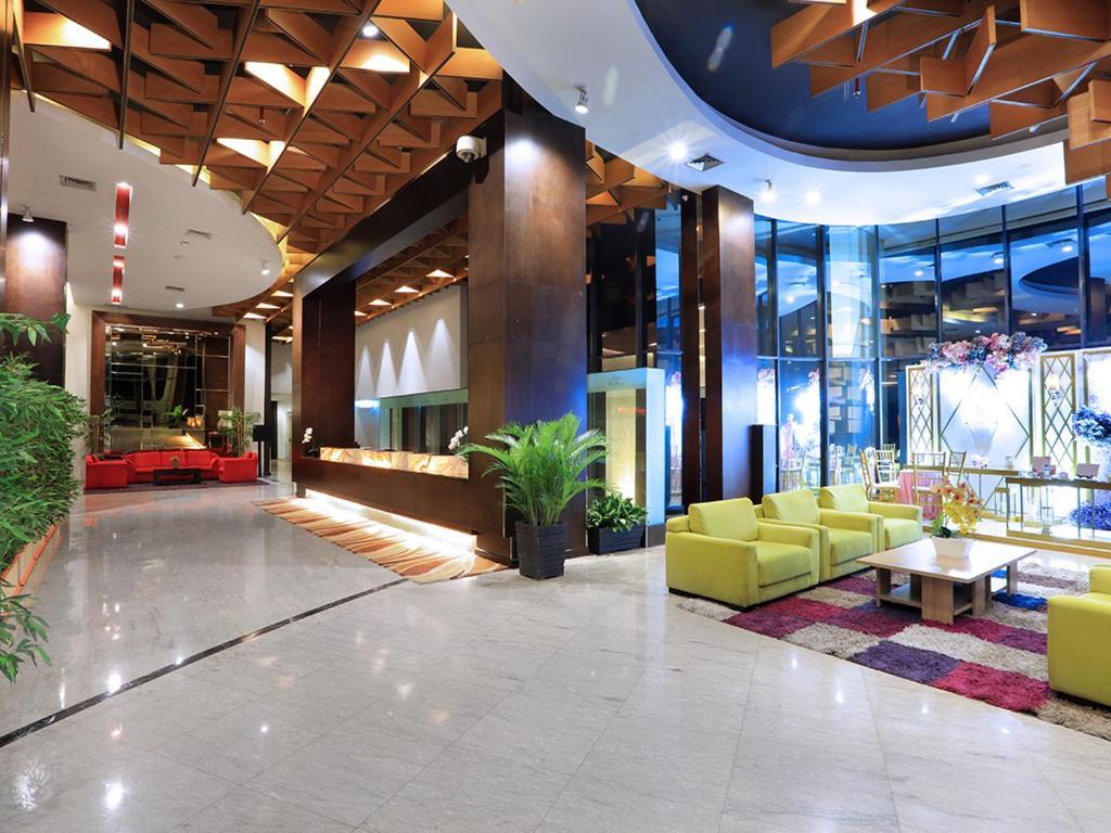 Aston Palembang Hotel & Conference Centre Exterior photo