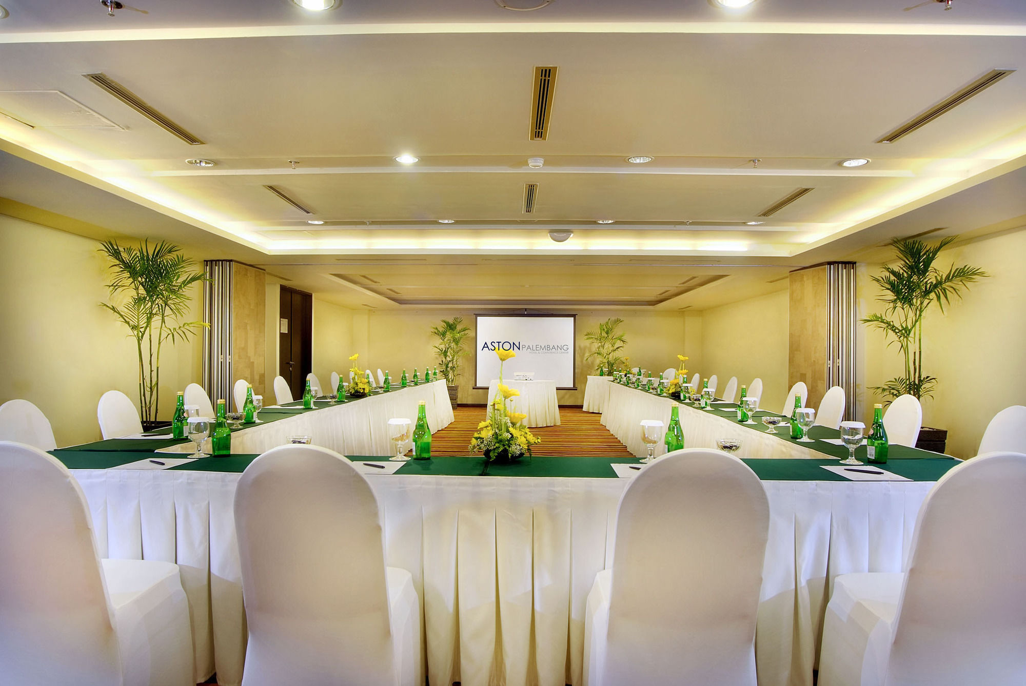 Aston Palembang Hotel & Conference Centre Exterior photo